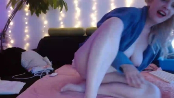 Ninixen  12-09-2021 camshow Female